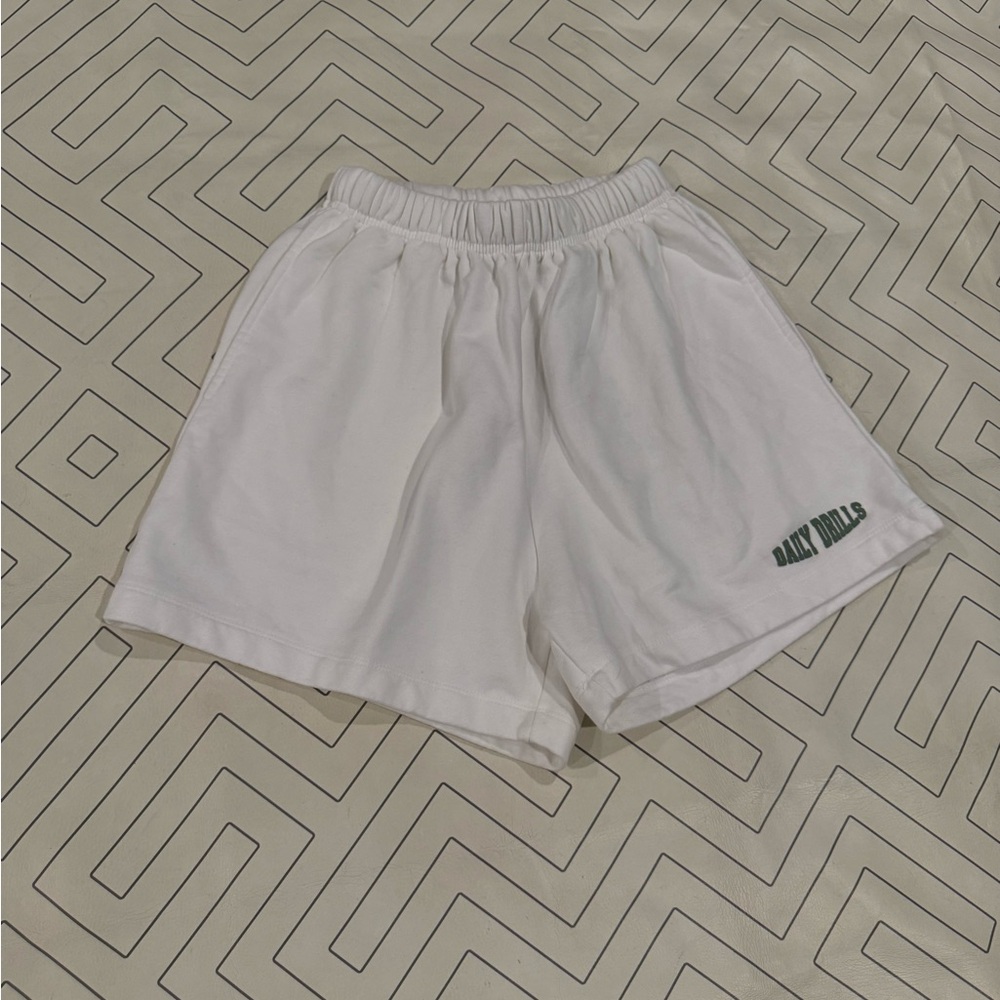 NWT Daily Drills White Shorts - Picture 2 of 12